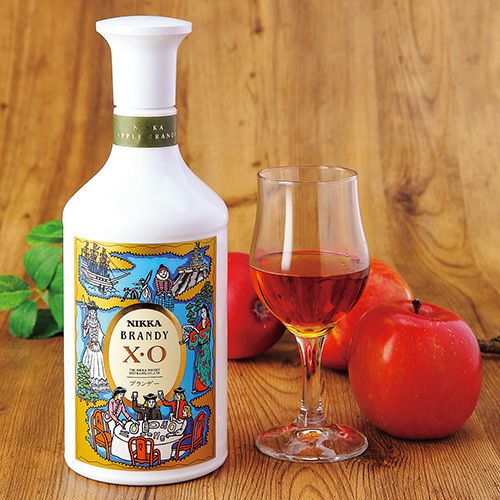 NIKKA XO ブランデー 白 660ml-黒 720mlボトル